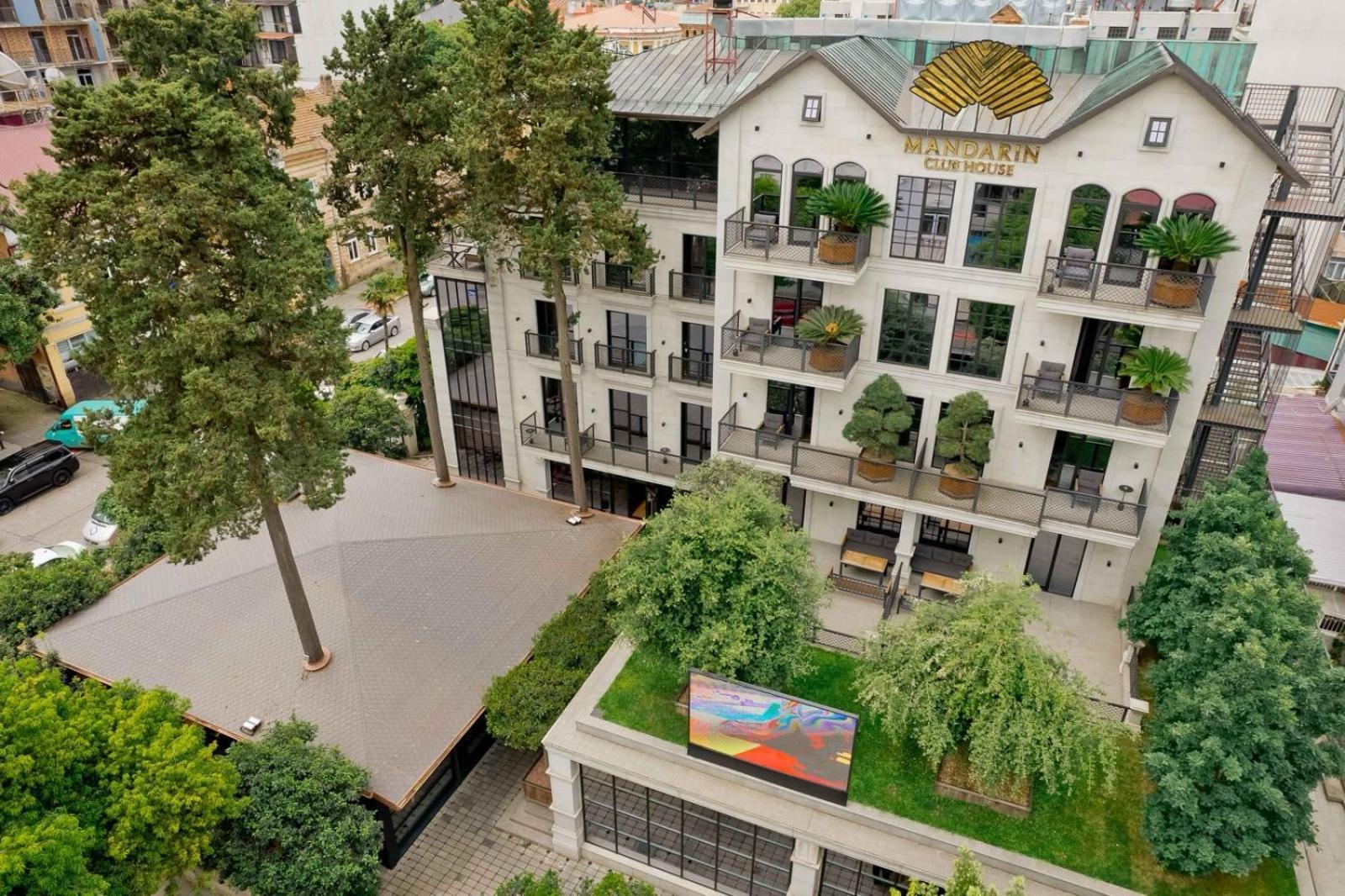 Mandarin Club House Hotel บาทูมิ ภายนอก รูปภาพ